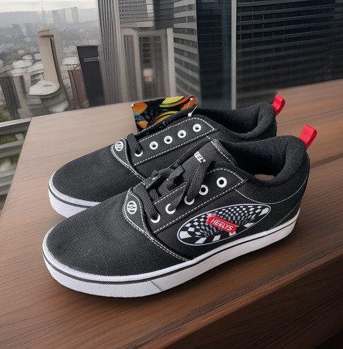 Heelys pro skate shoes - 🔥,