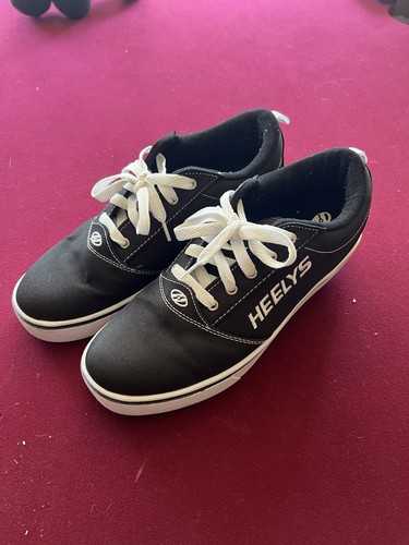 Used heelys pro wheeled - used,