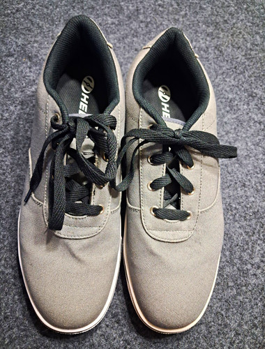 Heelys launch men low - 20,